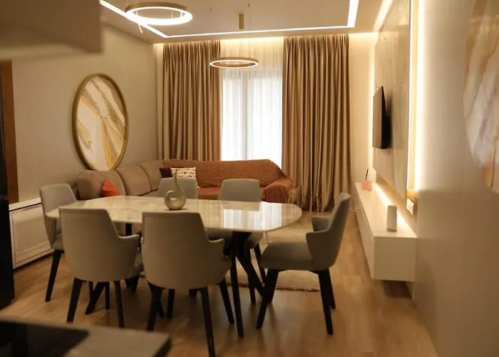 Main Luxury Apartment 1